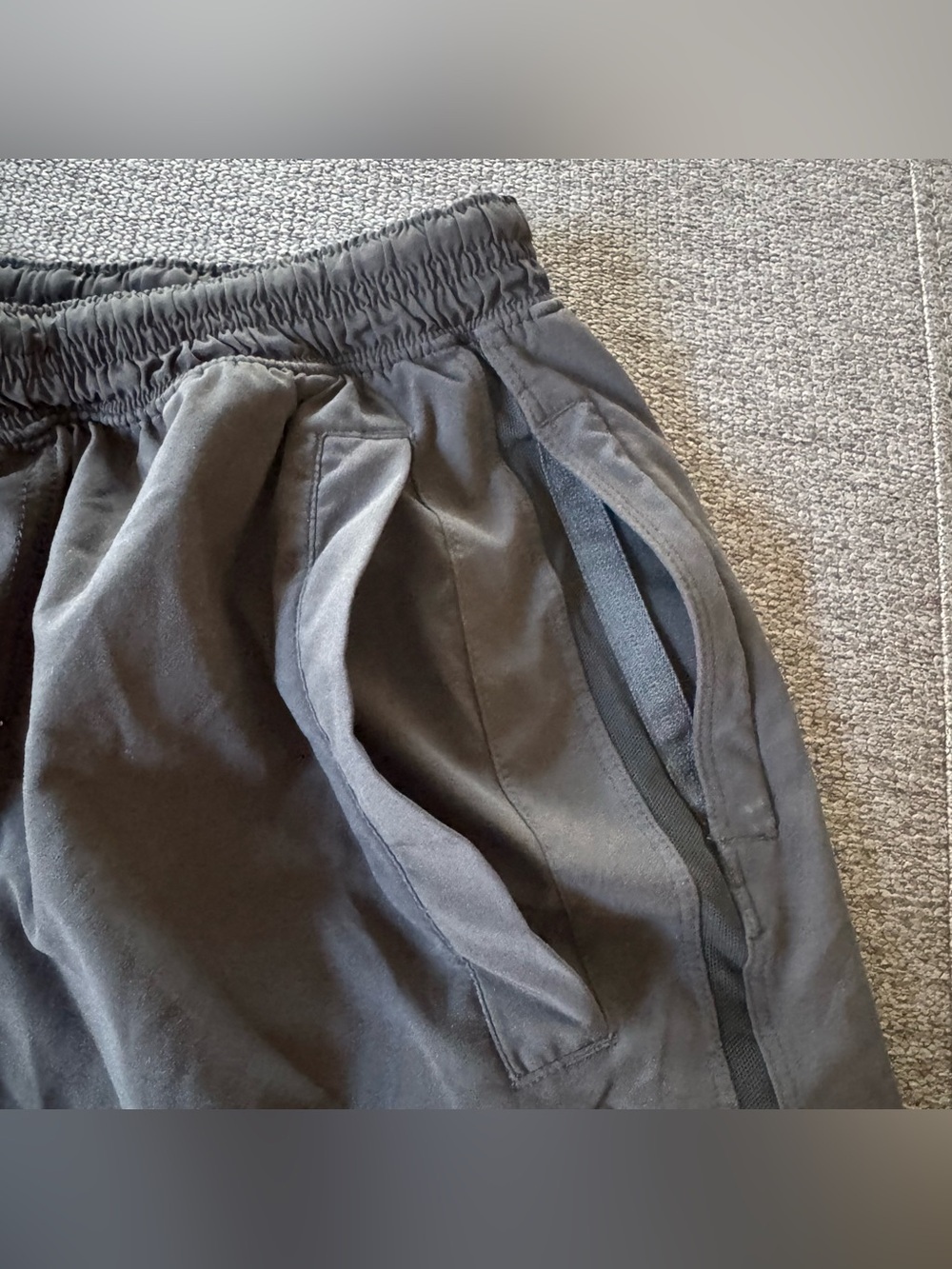 Lululemon Black Pace Breaker lined Athletic shorts Activewear Gym Workout M - Picture 4 of 11